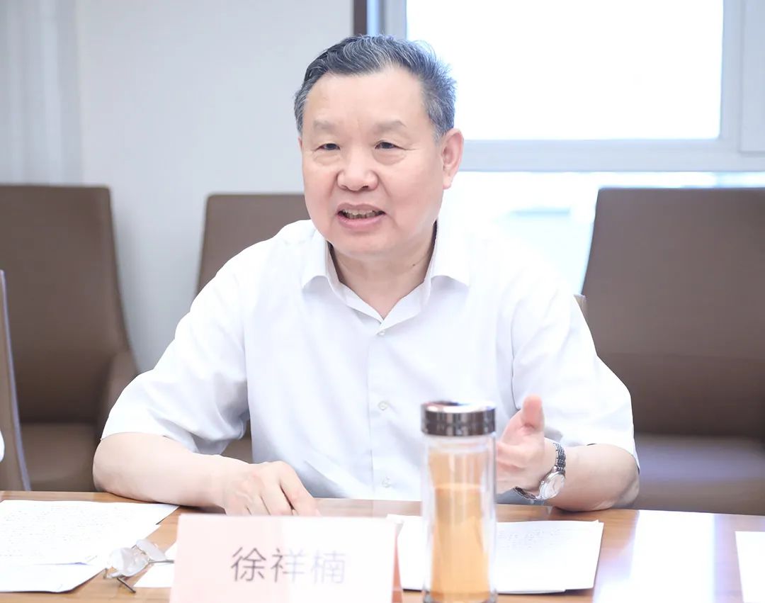 徐祥楠理事长会见中共深州市委书记于波一行