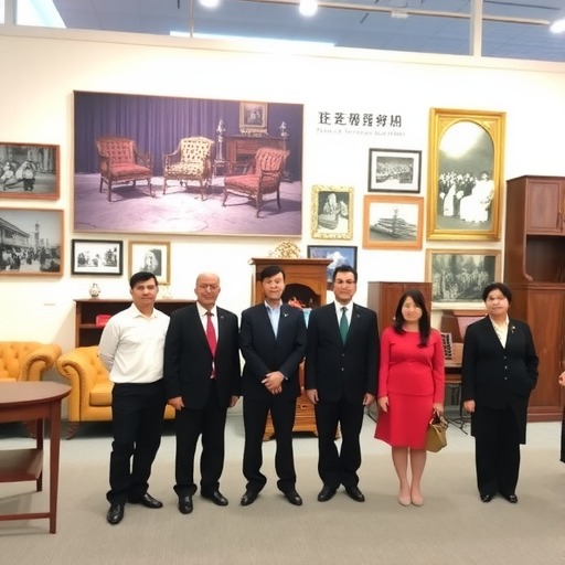 中国家具协会党支部参观“伟大的变革——庆祝改革开放40周年大型展览”